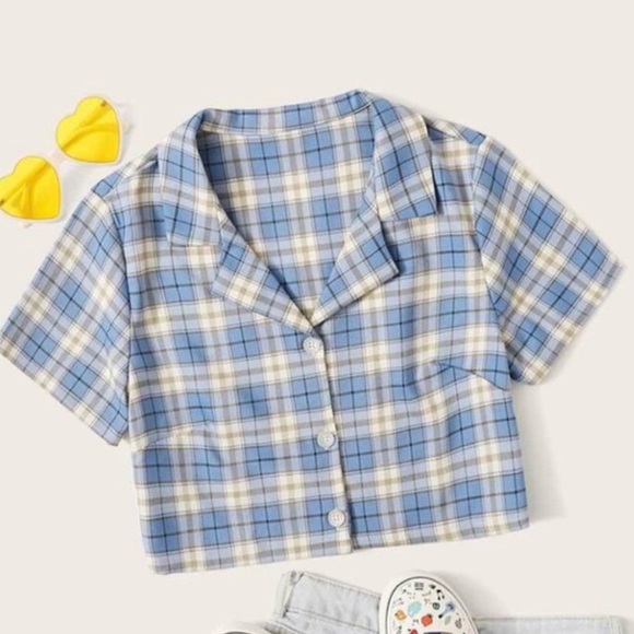 Crop plaid button up top - Picture 1 of 3